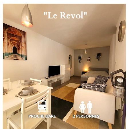 Le Revol Apartment Гренобъл Екстериор снимка