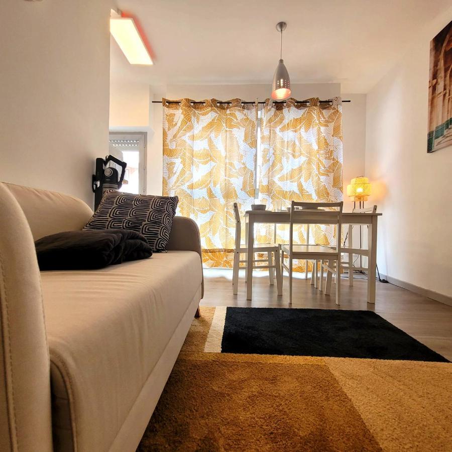 Le Revol Apartment Гренобъл Екстериор снимка